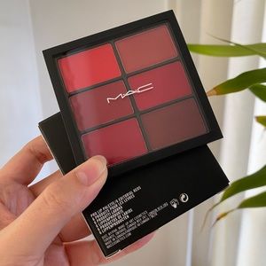 NIB — MAC PRO LIP PALETTE / 6 EDITORIAL REDS